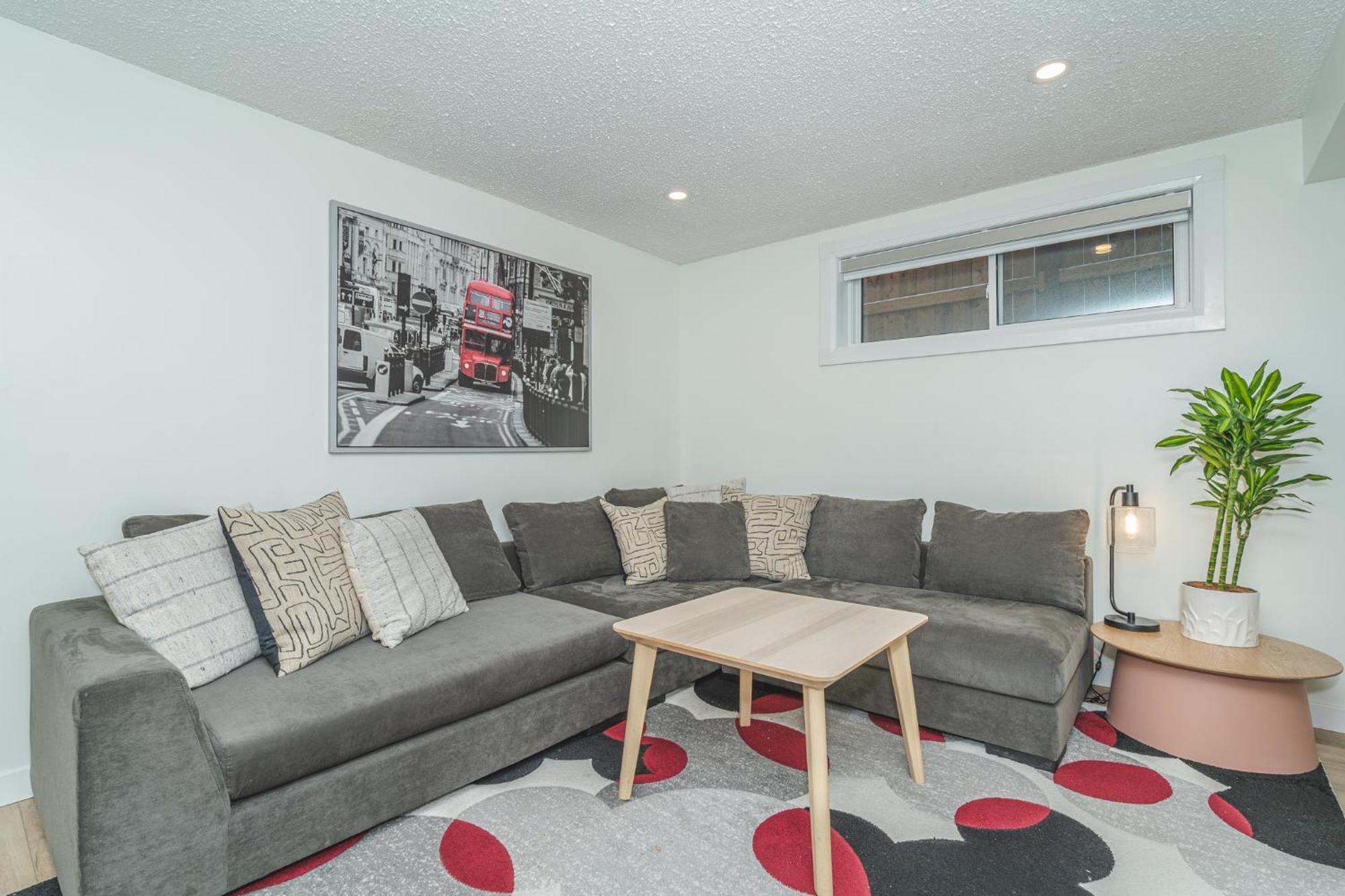 Central Edmonton Family Friendly Home Buitenkant foto