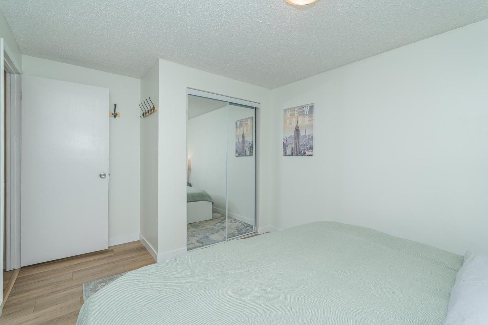 Central Edmonton Family Friendly Home Buitenkant foto